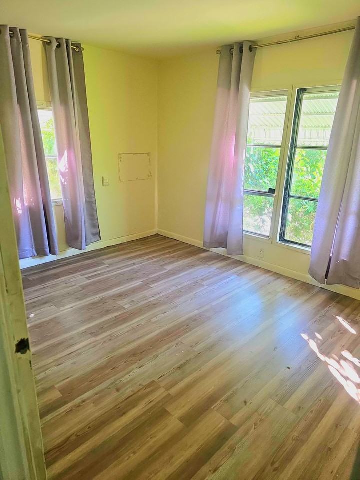 14856 Aubrey Ave - Photo 6 of 17