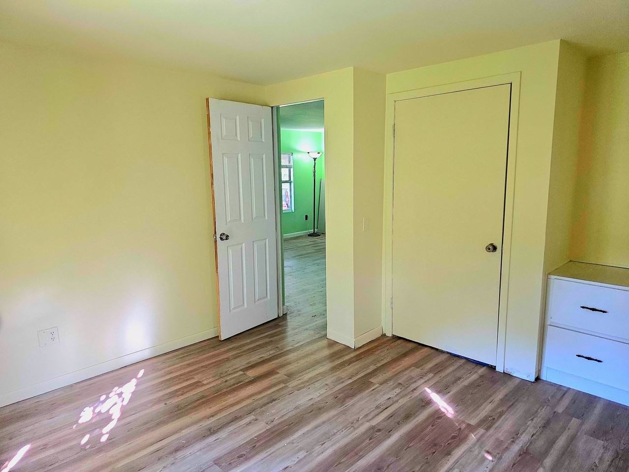 14856 Aubrey Ave - Photo 7 of 17