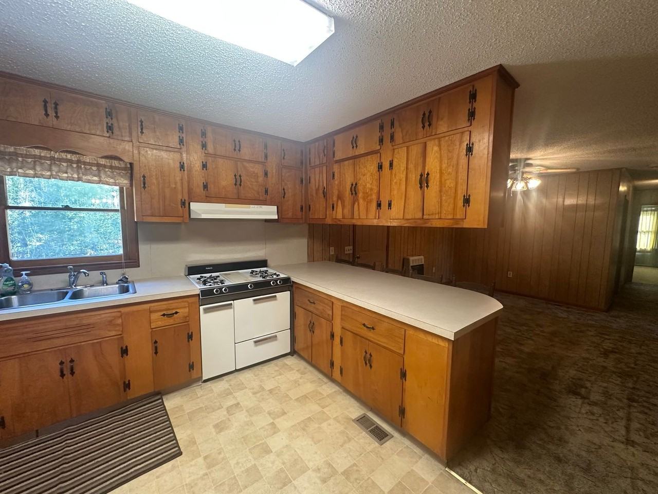 183 Oak Cir - Photo 7 of 21