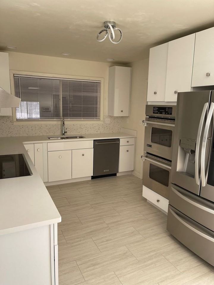 54 South East Yates Road South - Photo 5 of 19