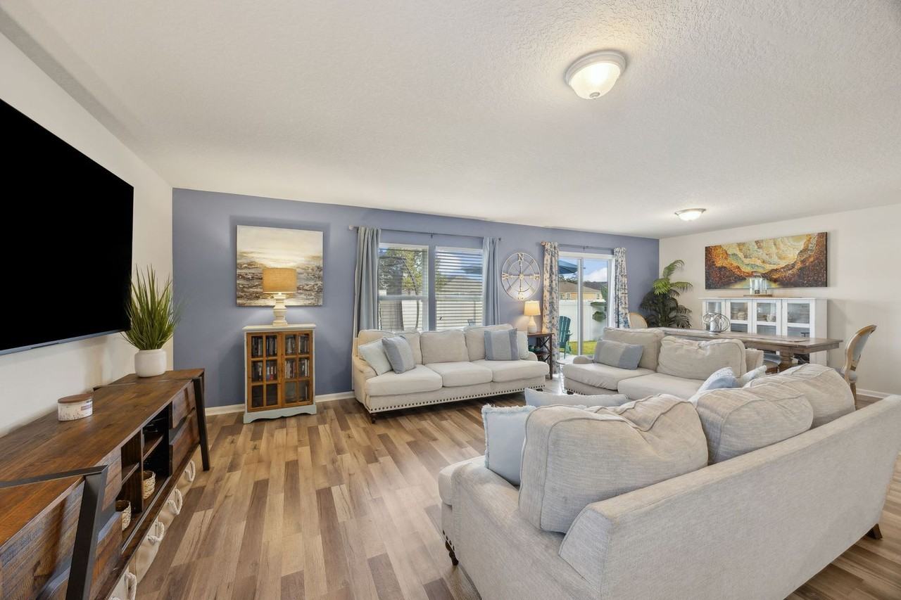 3356 Canyon Falls Dr - Photo 7 of 50