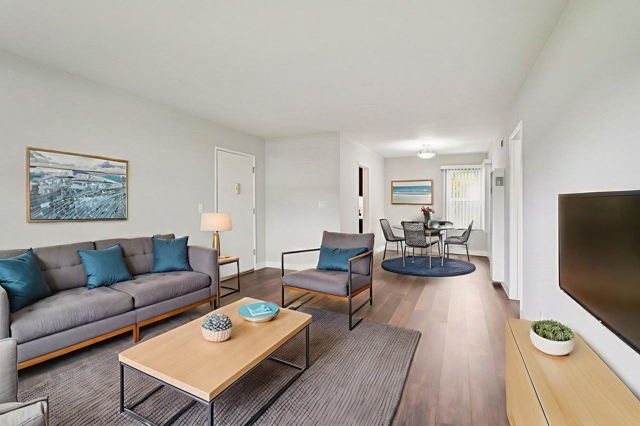 Hollypark Knolls Apartments - Photo 3 of 50