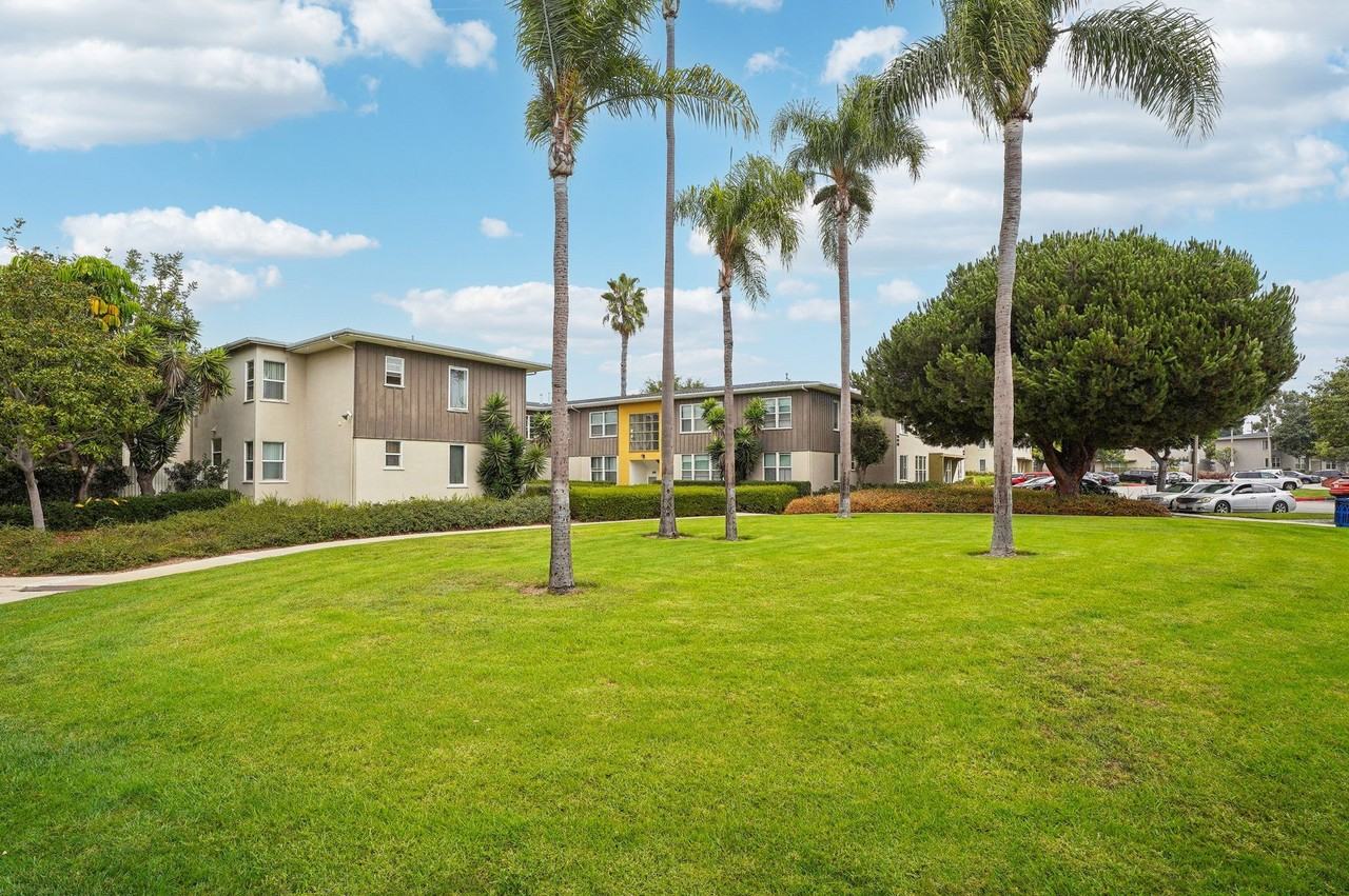 Hollypark Knolls Apartments - Photo 6 of 50