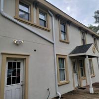 featured image of 1027 Beekman Rd ##1a