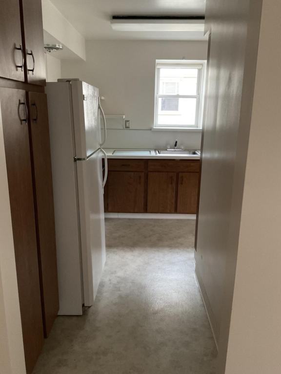 158 E Walnut St - Photo 4 of 16