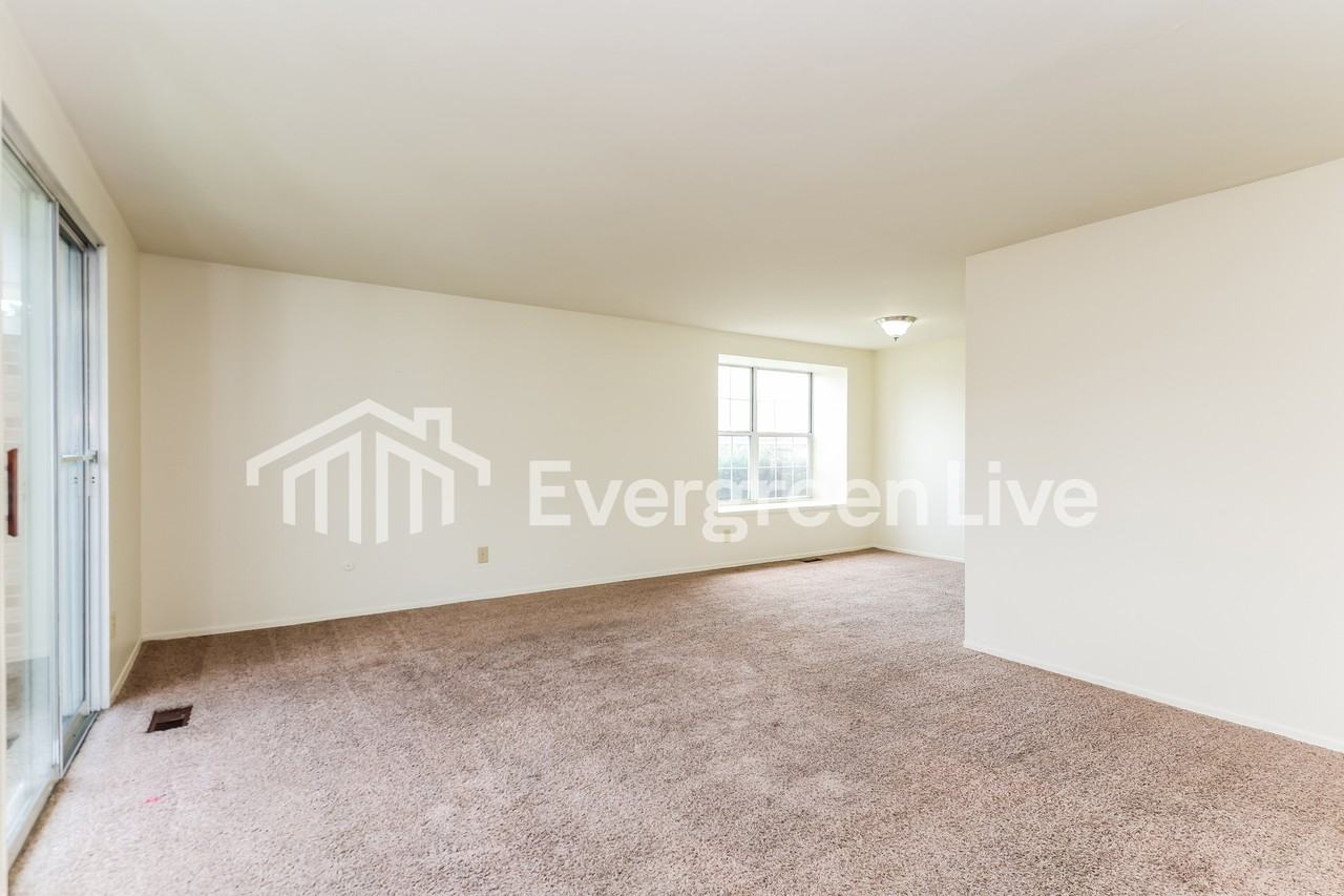 5887 Troy Villa Blvd - Photo 3 of 15