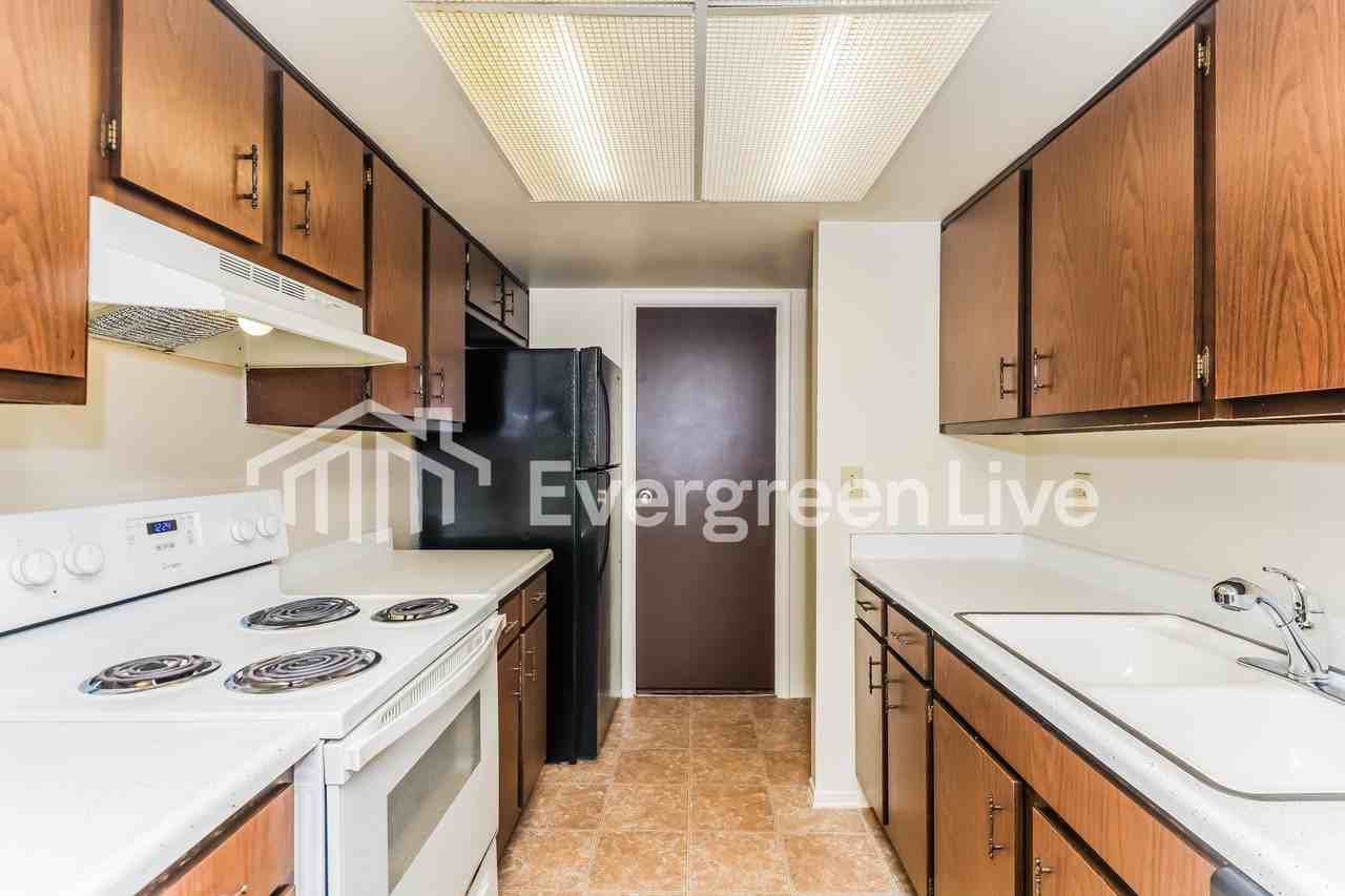 5887 Troy Villa Blvd - Photo 6 of 15