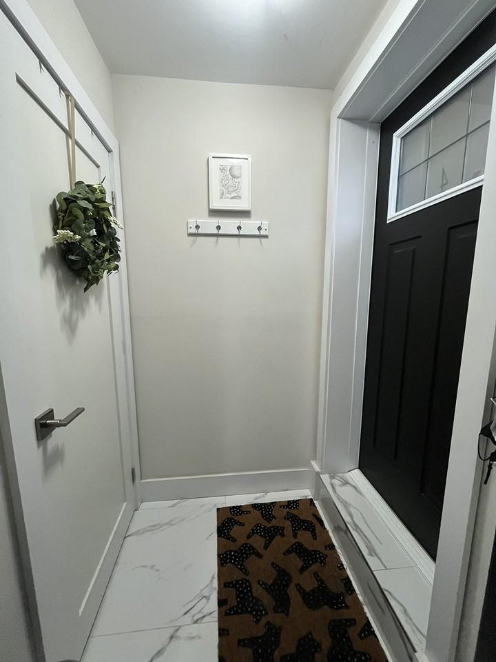 56 LEYTON AVE 56 #4 - Photo 2 of 7