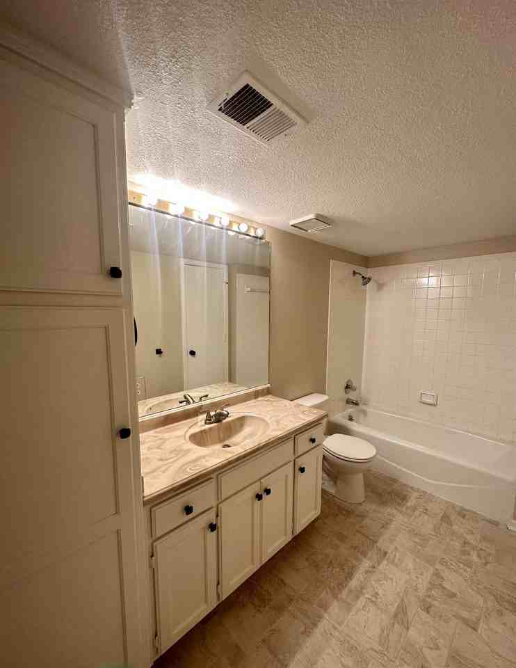 12159 Hayes St #1 - Photo 5 of 20