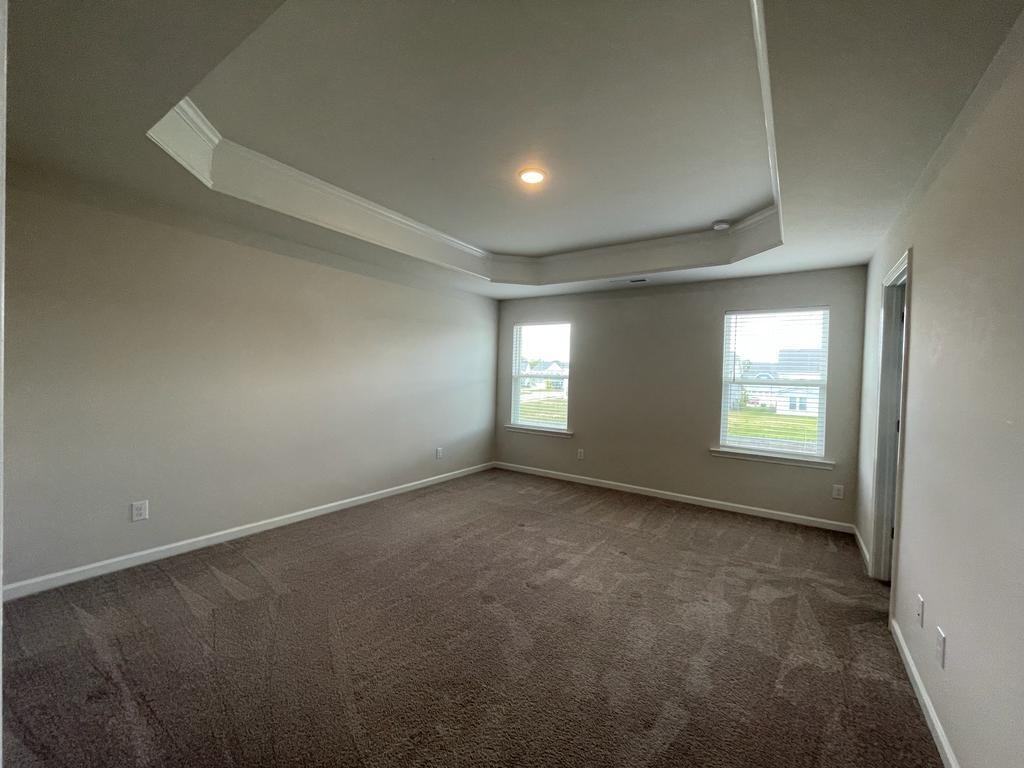 672 Crestdale Dr - Photo 5 of 22