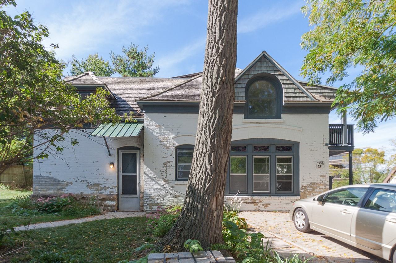 134 E Gorham St - Photo 6 of 17