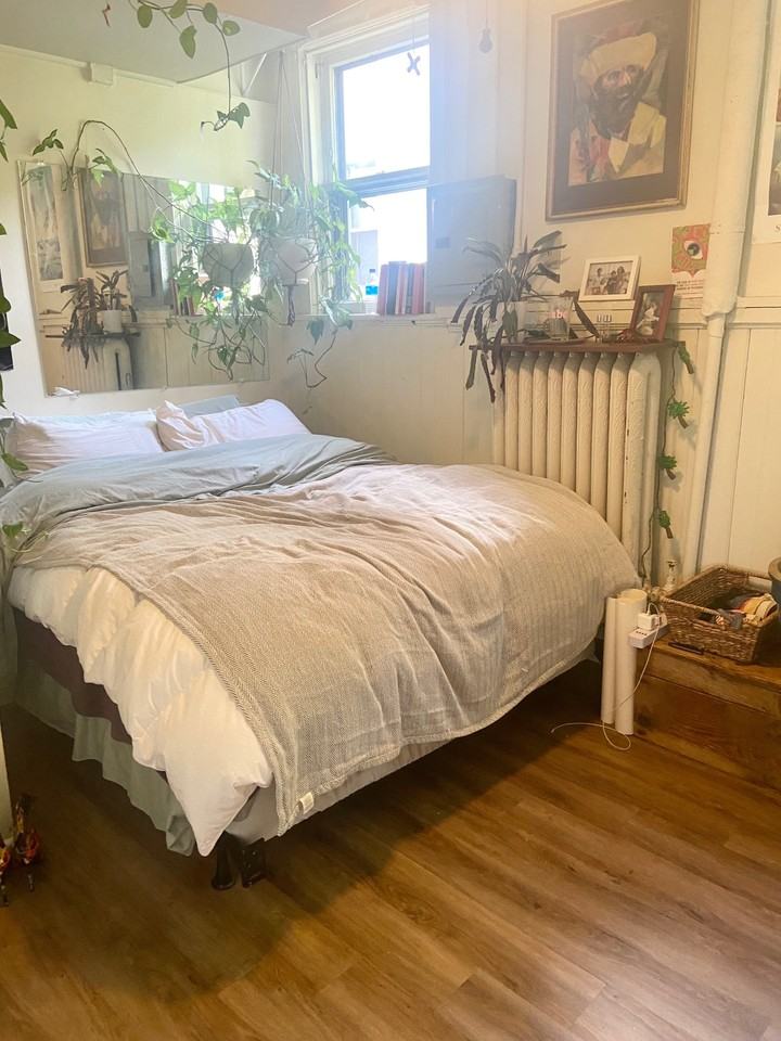 134 E Gorham St - Photo 2 of 17