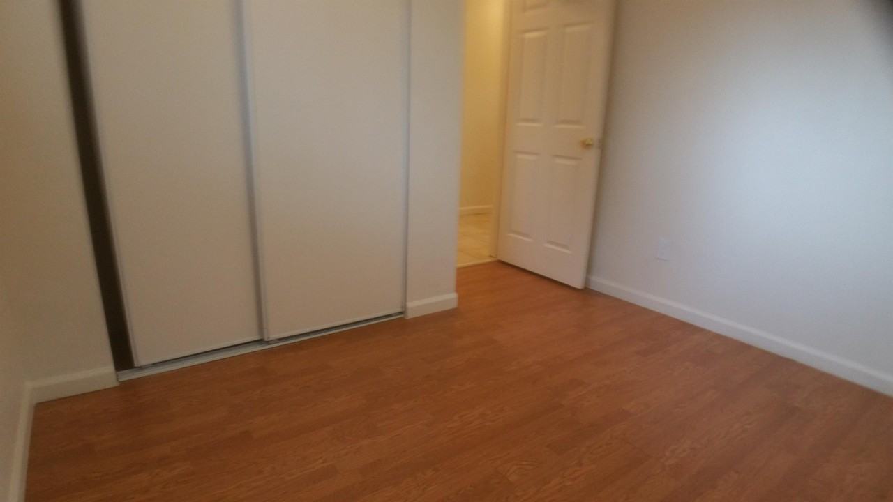 6217 Almond Ave - Photo 2 of 16