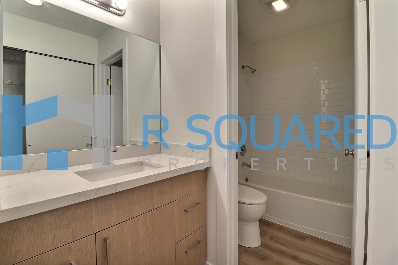 3910 Whitman Ave N #7 - Photo 2 of 23