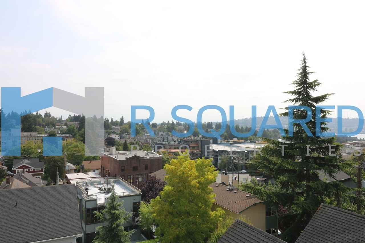 3910 Whitman Ave N #7 - Photo 5 of 23