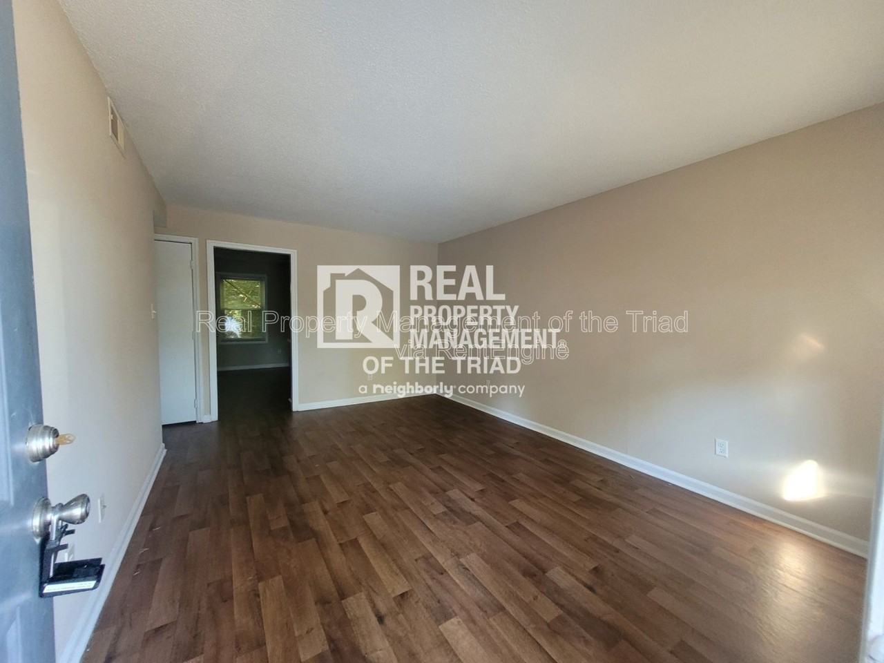 2574 Green Oaks Court Southeast #A - Photo 4 of 9