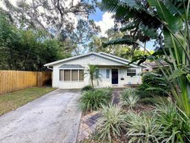 729 Hayden Ln - Photo 1 of 1