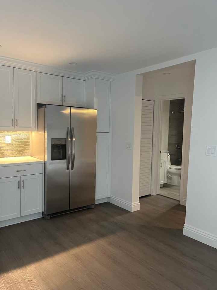 Torrance - Photo 4 of 11