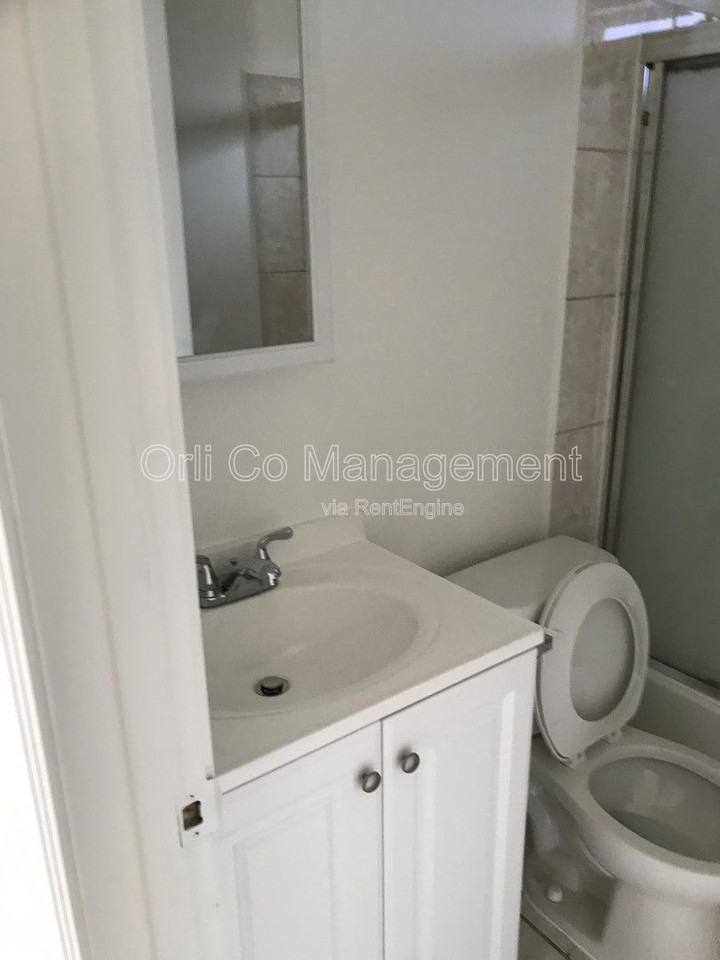 299 W Claremont St - Photo 7 of 10