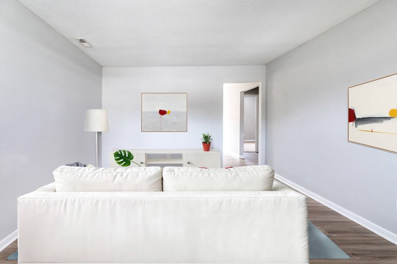 Lauradale - Photo 2 of 28