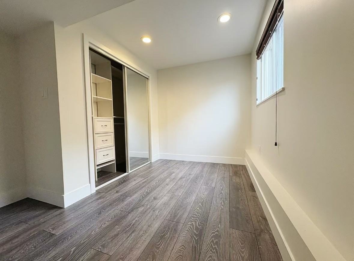 8180 Fairlane Road - Photo 2 of 7