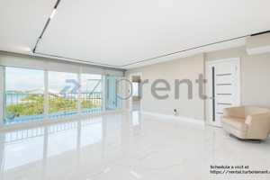 featured image of 50 Harbor View Ln #32