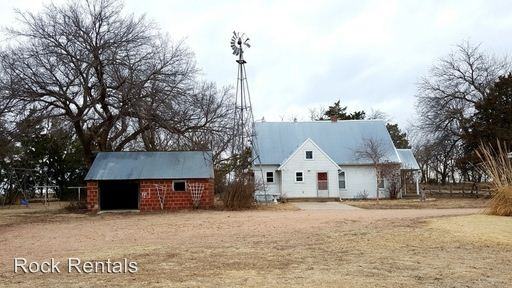 9417 W Longview Rd - Photo 2 of 41