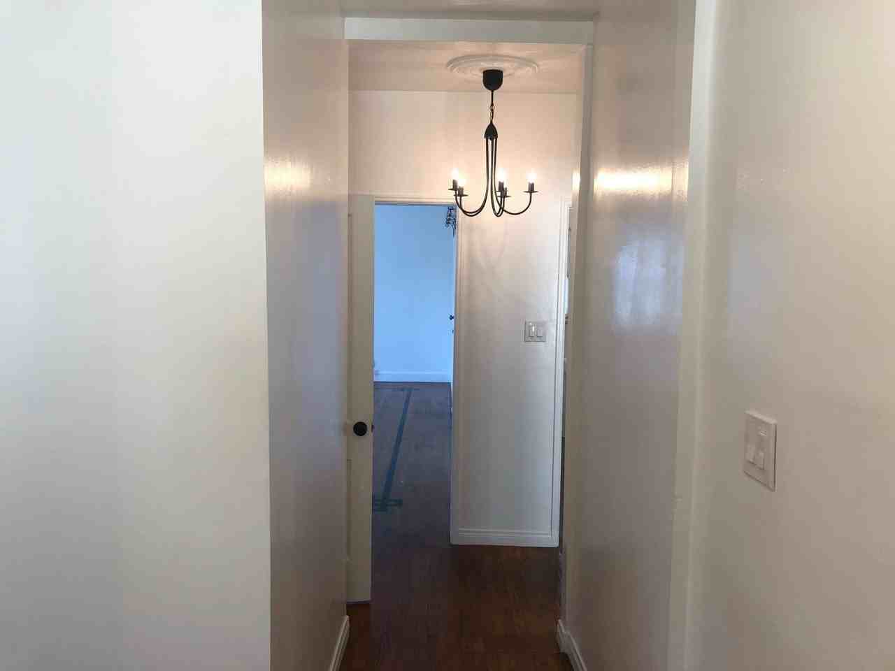 1029 S Westmoreland Ave #201 - Photo 4 of 14