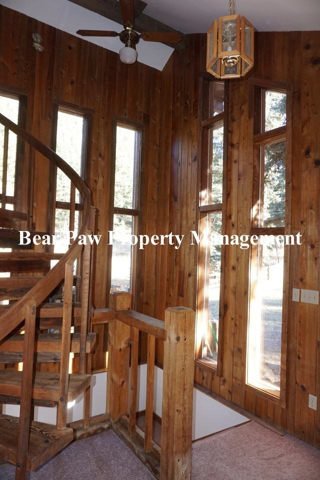 6080 Kinney Creek Road - Photo 6 of 17