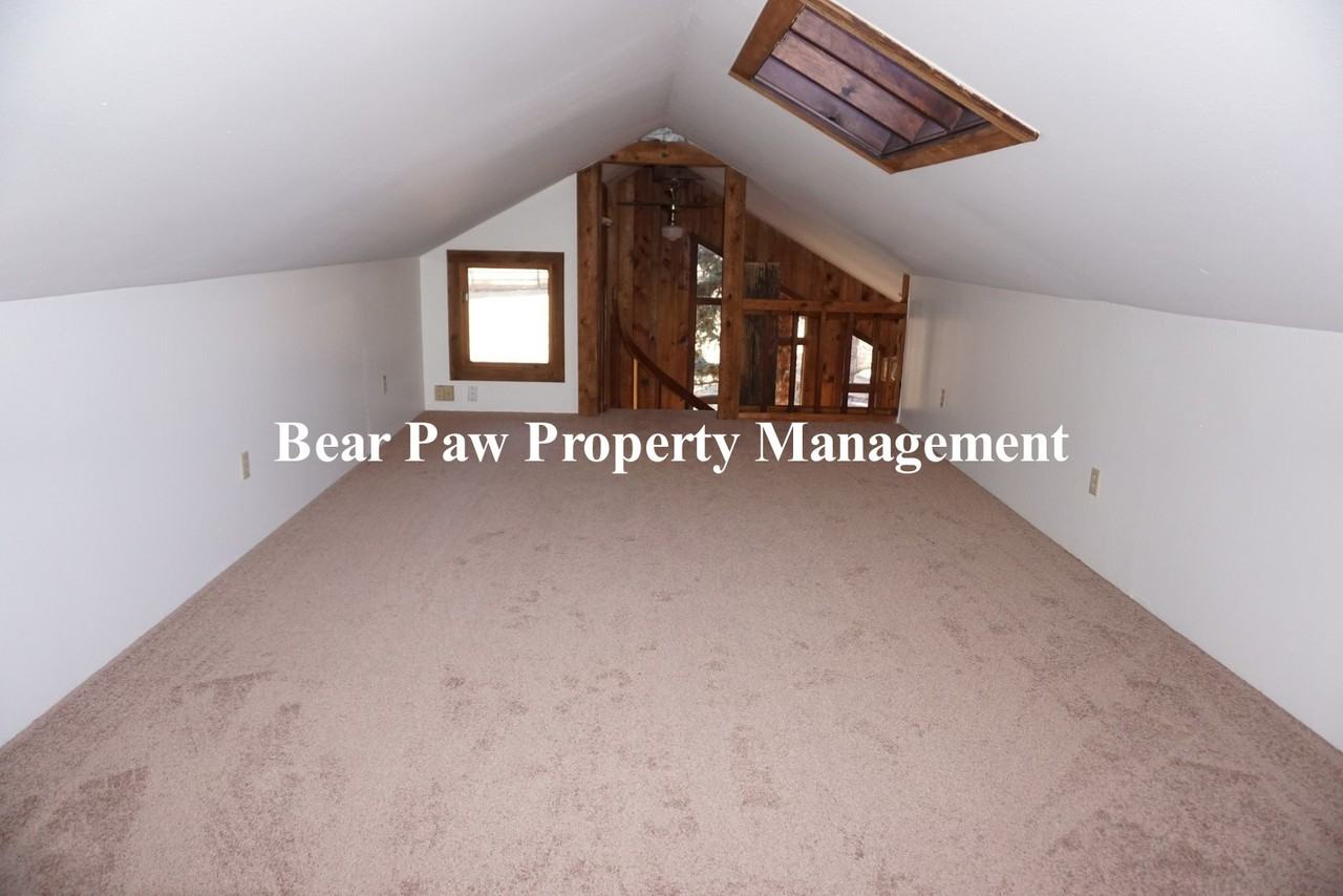 6080 Kinney Creek Road - Photo 7 of 17