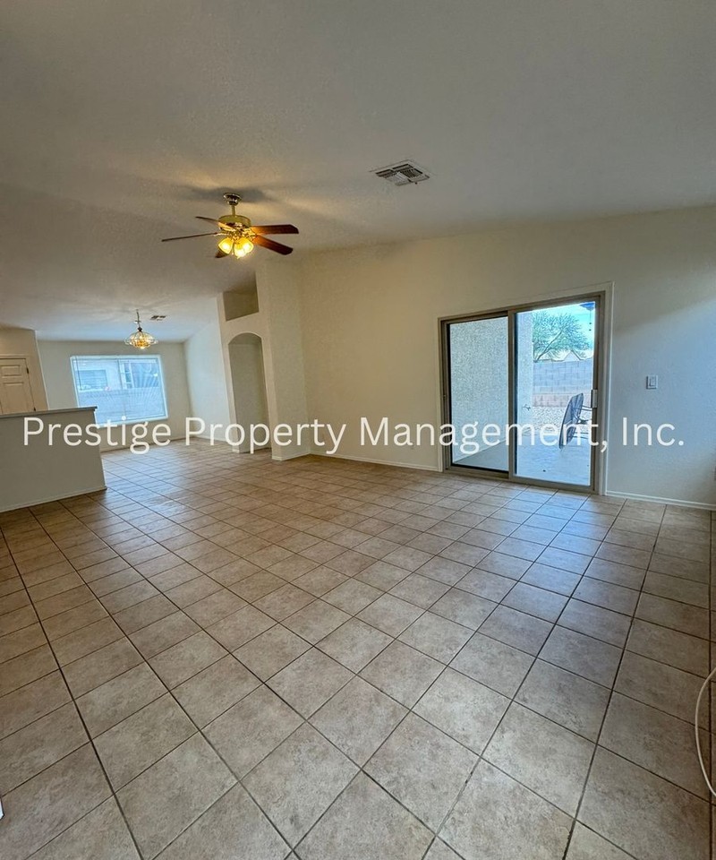 8684 S Desert Dove Dr - Photo 4 of 25