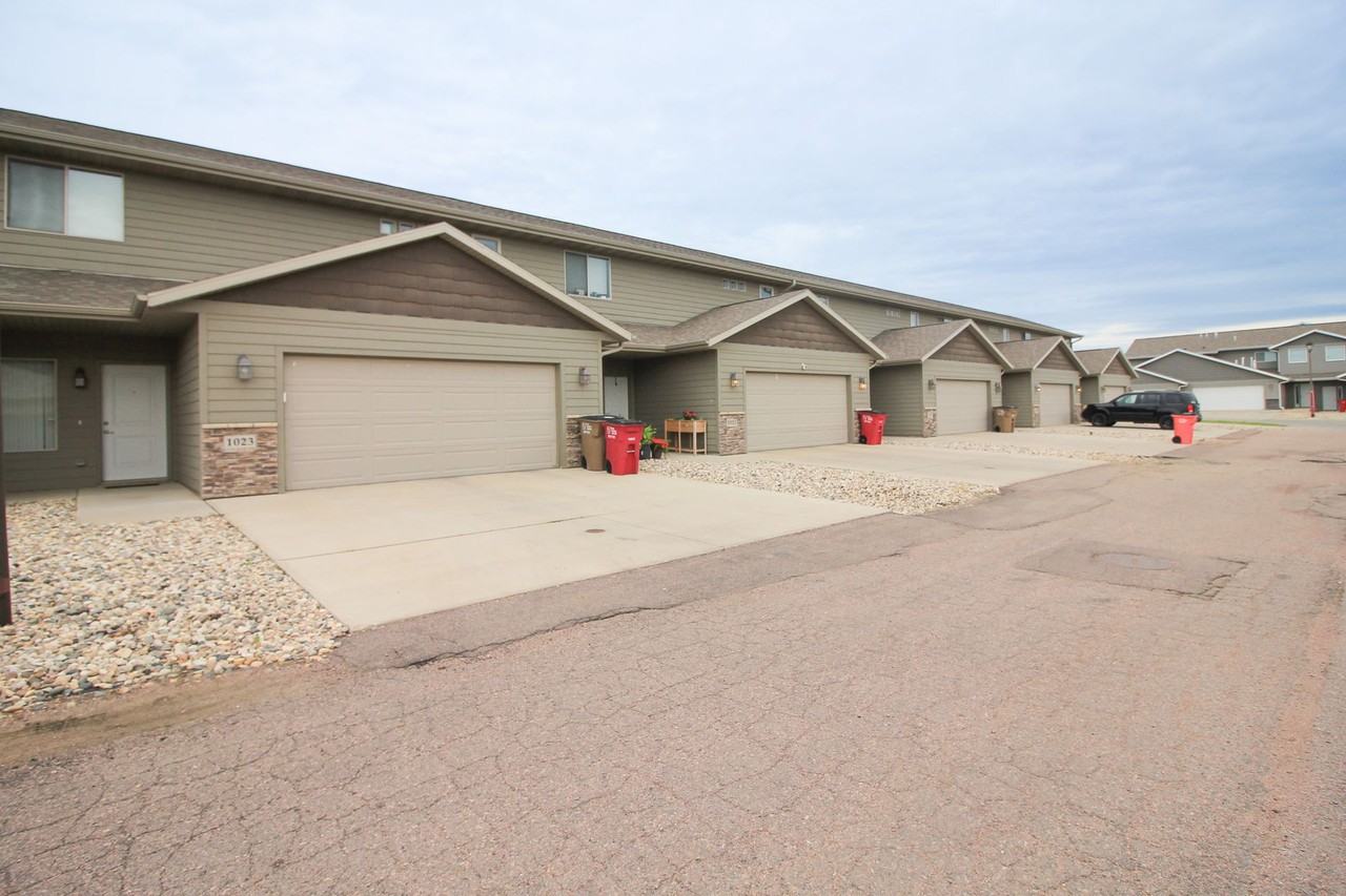 Tanner Court Estates - Photo 2 of 26