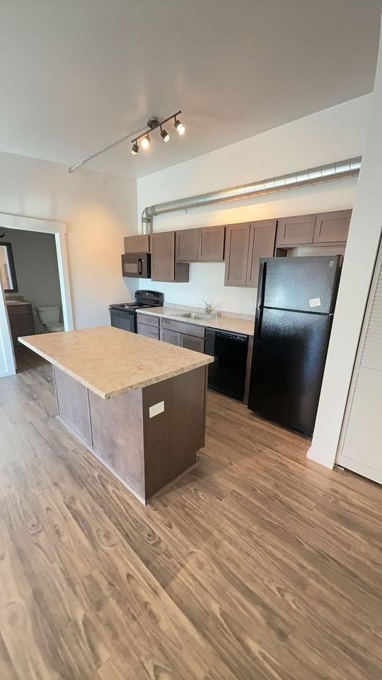 1026 W 1st St Unit C304 #C304 - Photo 3 of 7