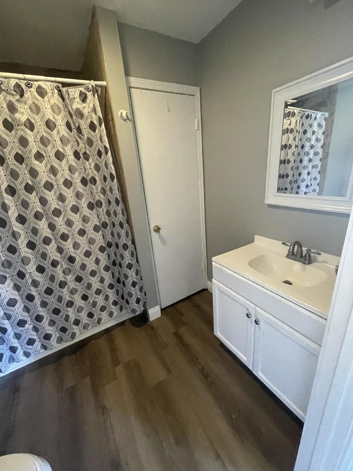 527 Hutchens Rd - Photo 3 of 6