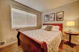 10537 Midvale Ave N #C - Photo 1 of 1
