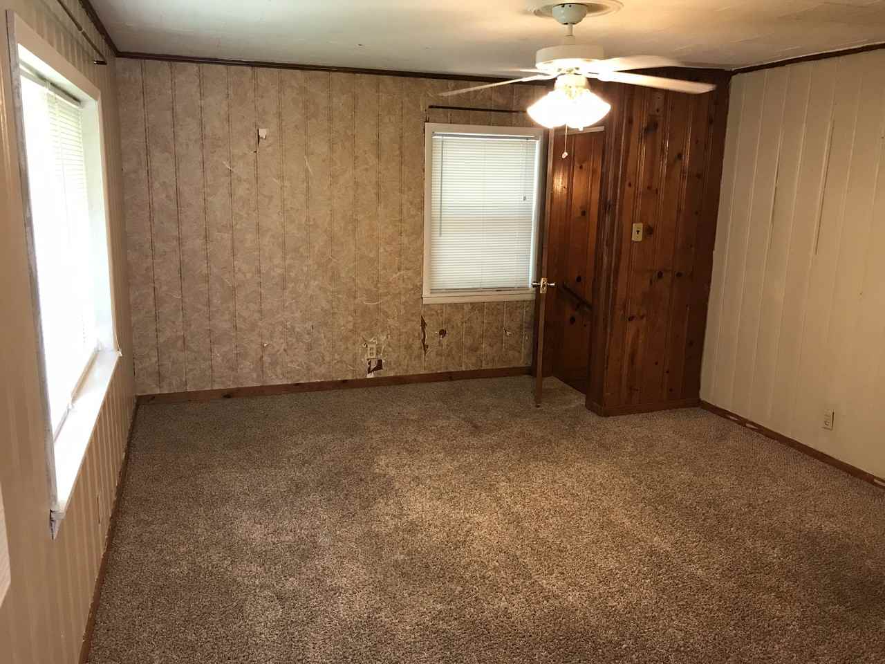 9 W Winthrop Ave #B - Photo 2 of 12