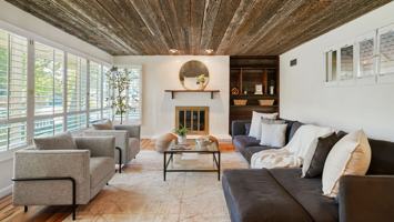 featured image of 1275 E Lavon Dr #NA