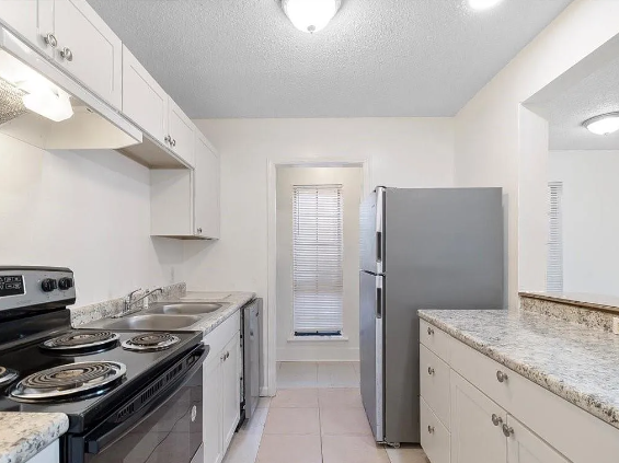 9408 Hayne Blvd #G - Photo 7 of 12