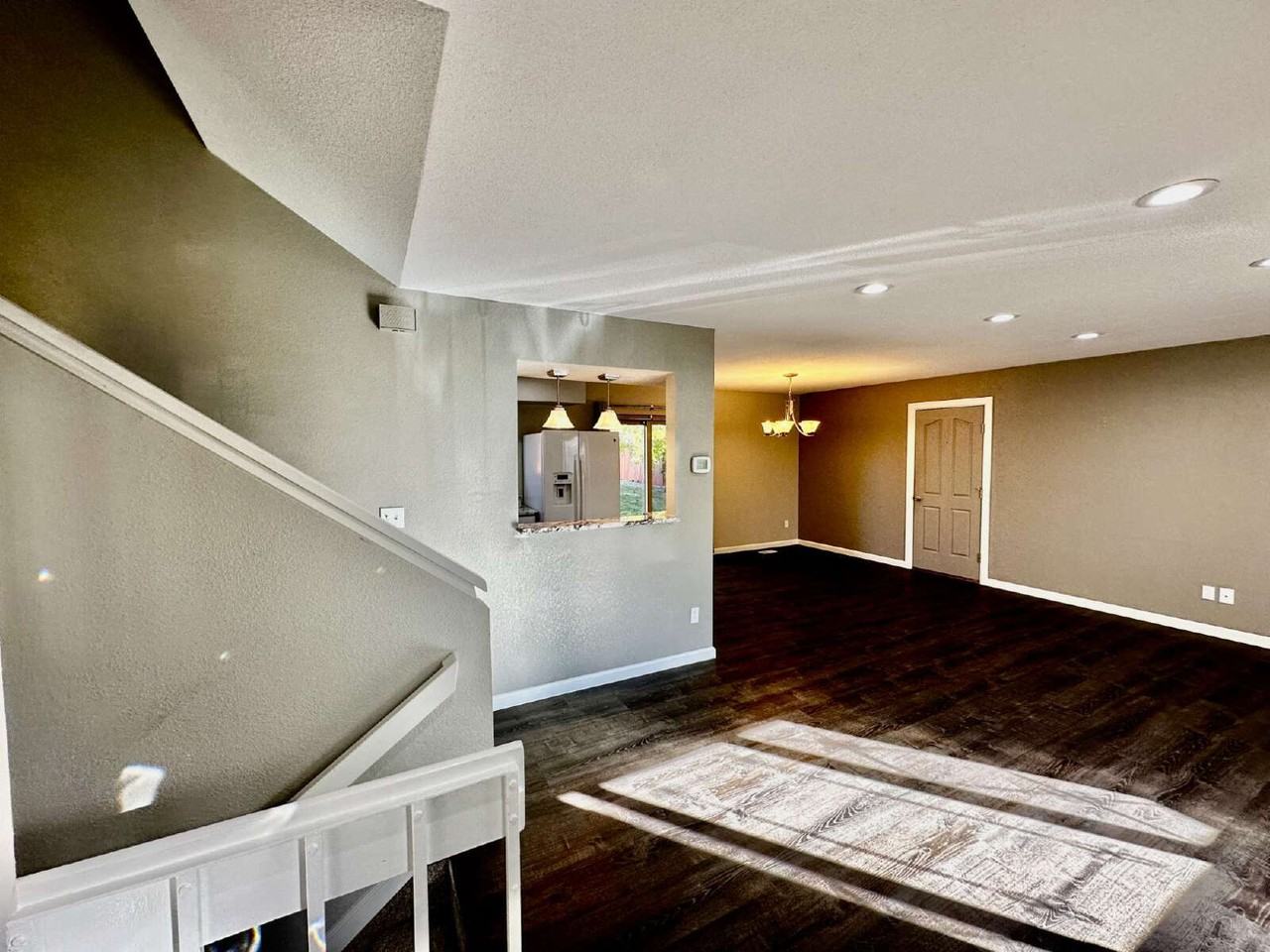 13440 Green Cir - Photo 4 of 39