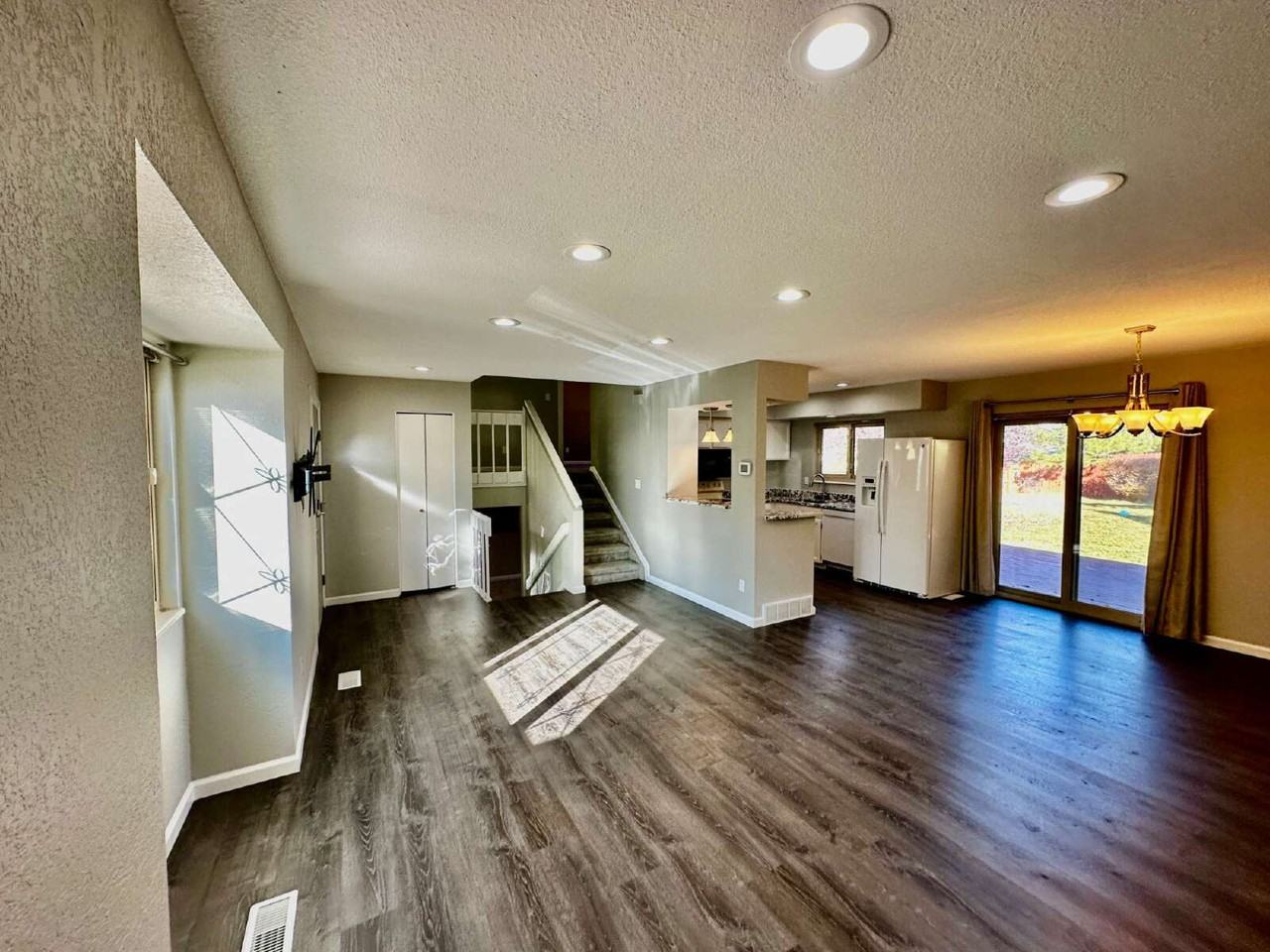 13440 Green Cir - Photo 6 of 39