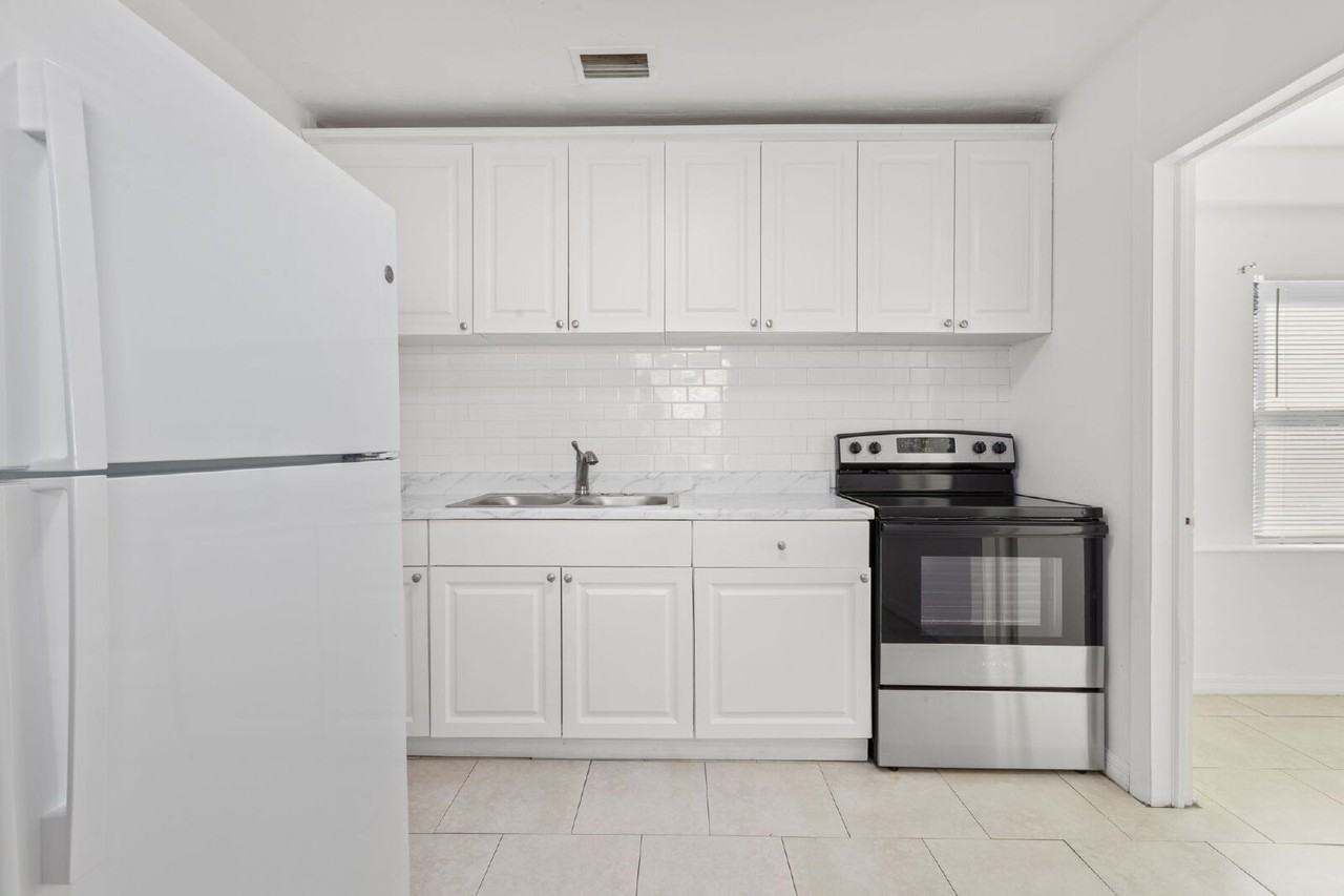 1721 41st St S - Photo 6 of 22