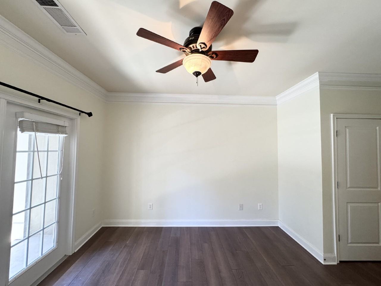 621 Perimeter Walk - Photo 7 of 23