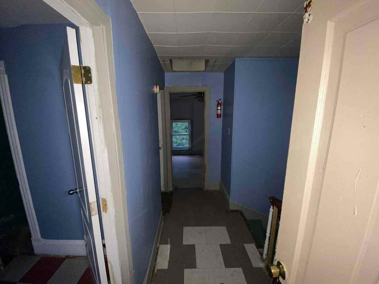 634 Northrup Avenue - Photo 6 of 11