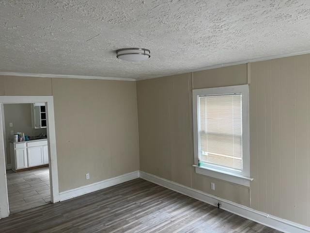 281 Jones Avenue - Photo 5 of 13