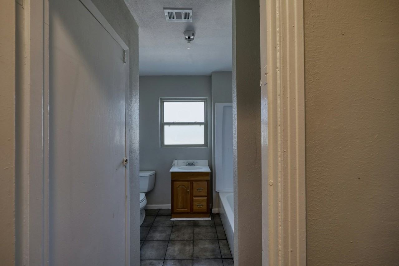 250 Arapahoe Drive, Unit 3B - Photo 7 of 7