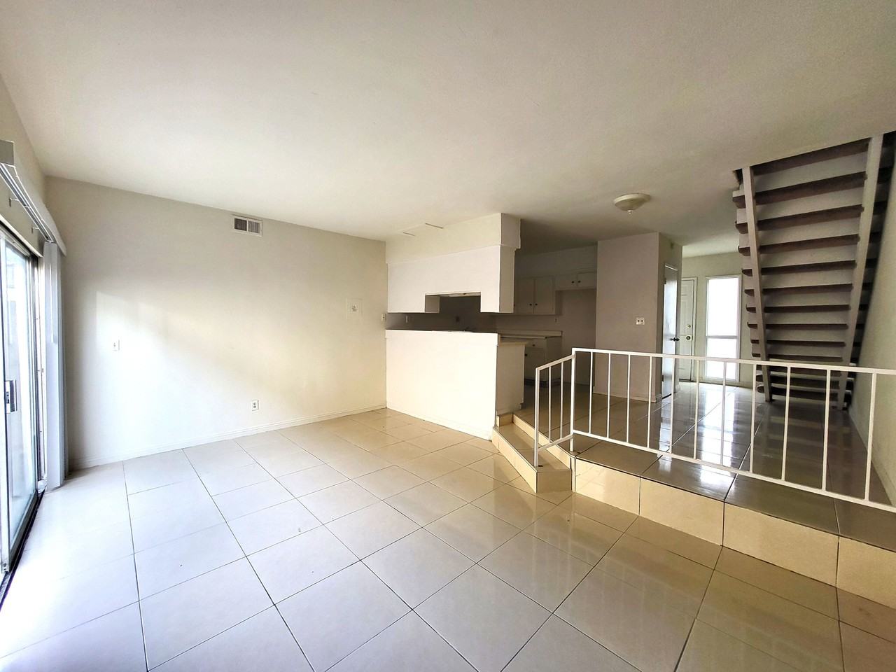 13115 Cypress St #15 - Photo 3 of 8