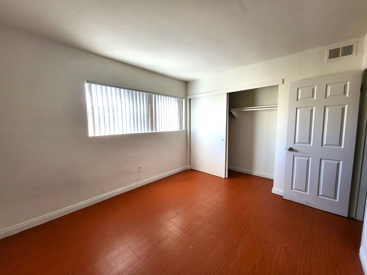 13115 Cypress St #15 - Photo 6 of 8