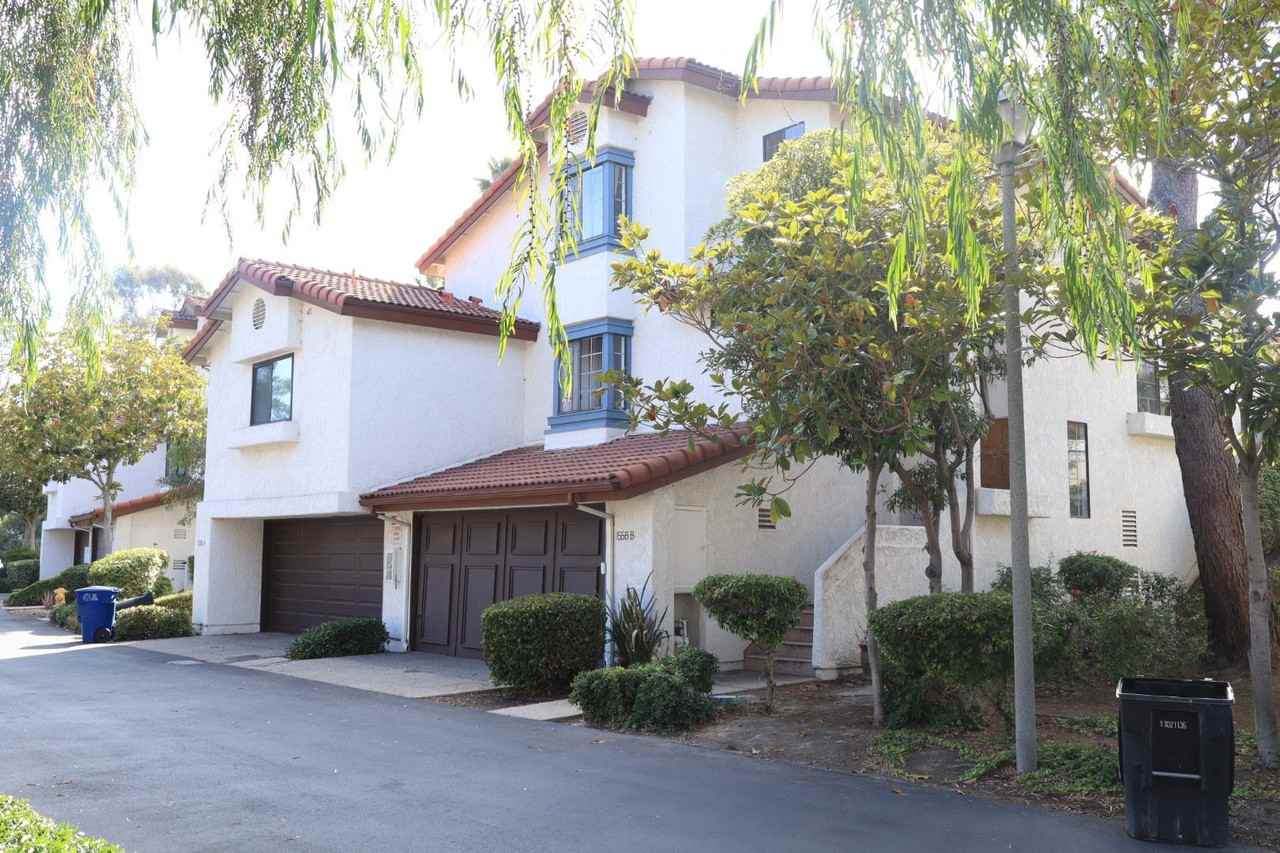 1556 Apache Dr #B - Photo 4 of 33