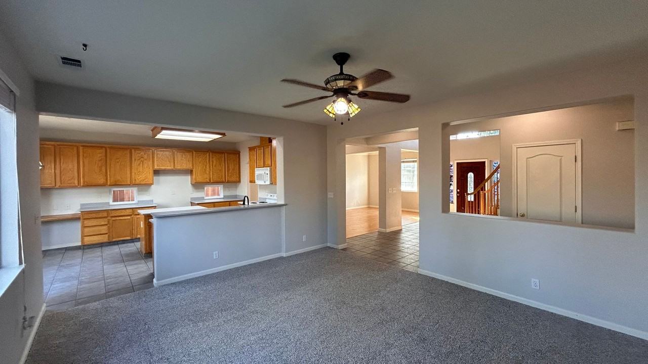 5325 Countrystone Dr - Photo 6 of 34