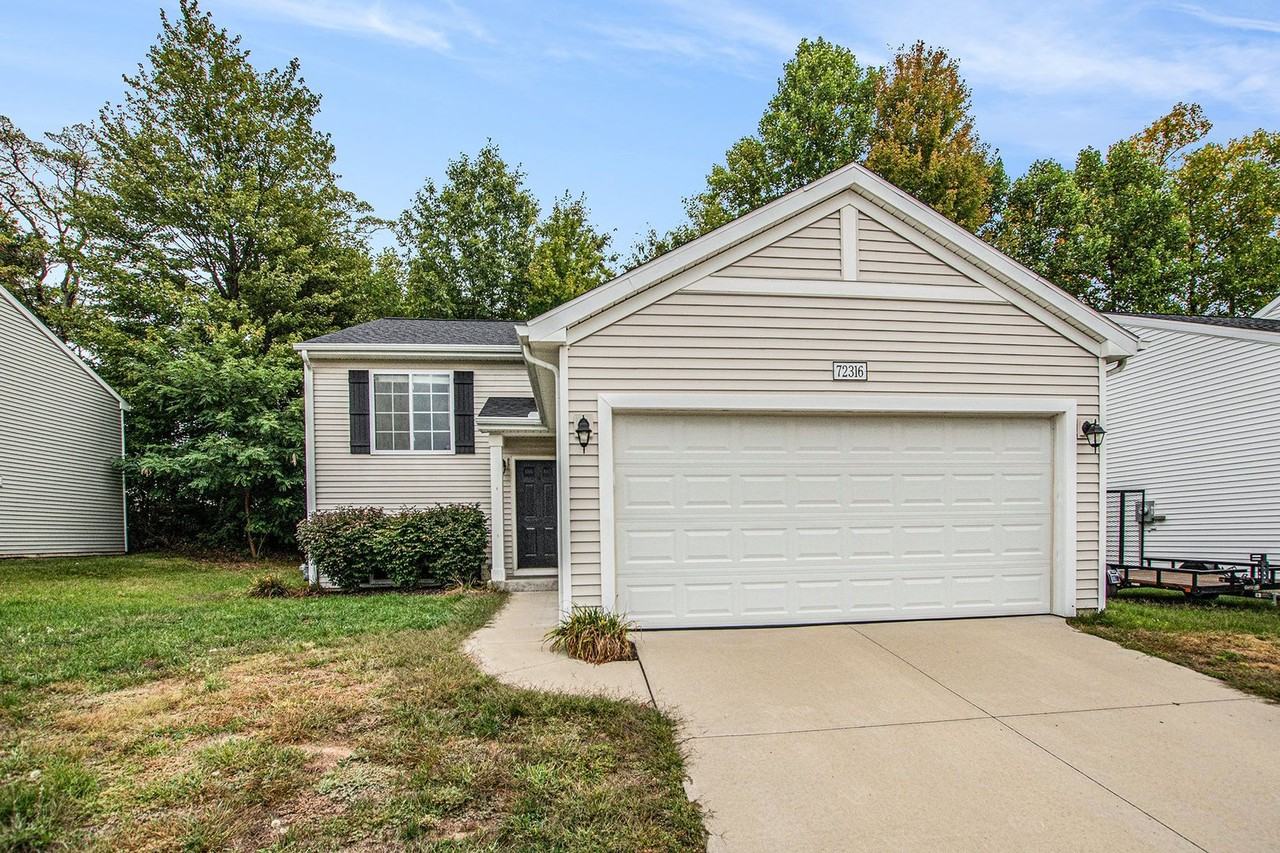 72316 Beacon Ct - Photo 3 of 28